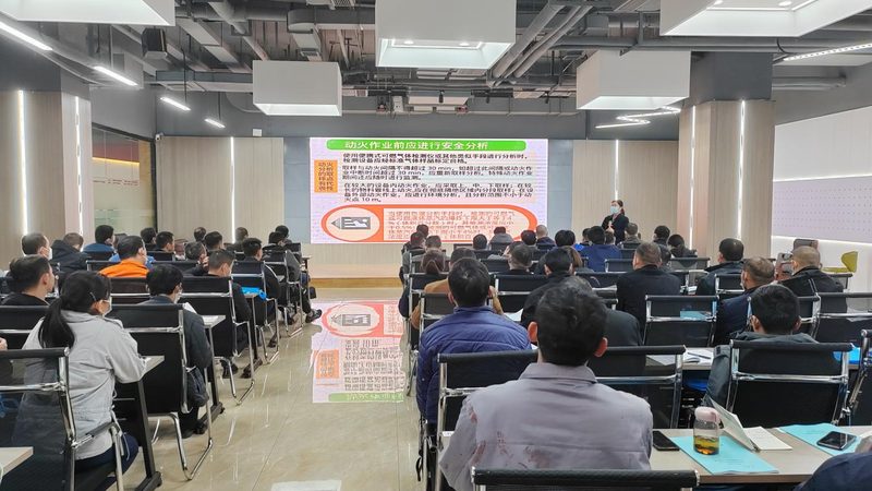 焊工培训实操基地：学徒之路，实操为王